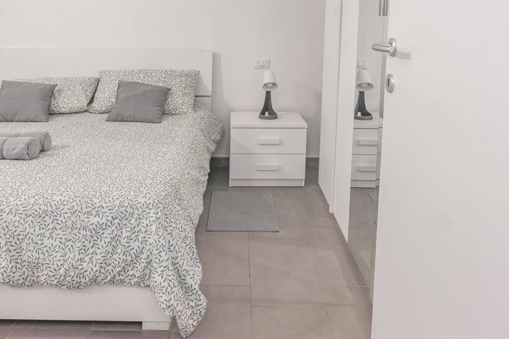 Staurenghi Blue Apartment Varese Exterior foto